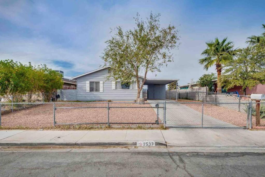 Cozy Home! 16 Min Away From Strip And Fremont Las Vegas Zewnętrze zdjęcie